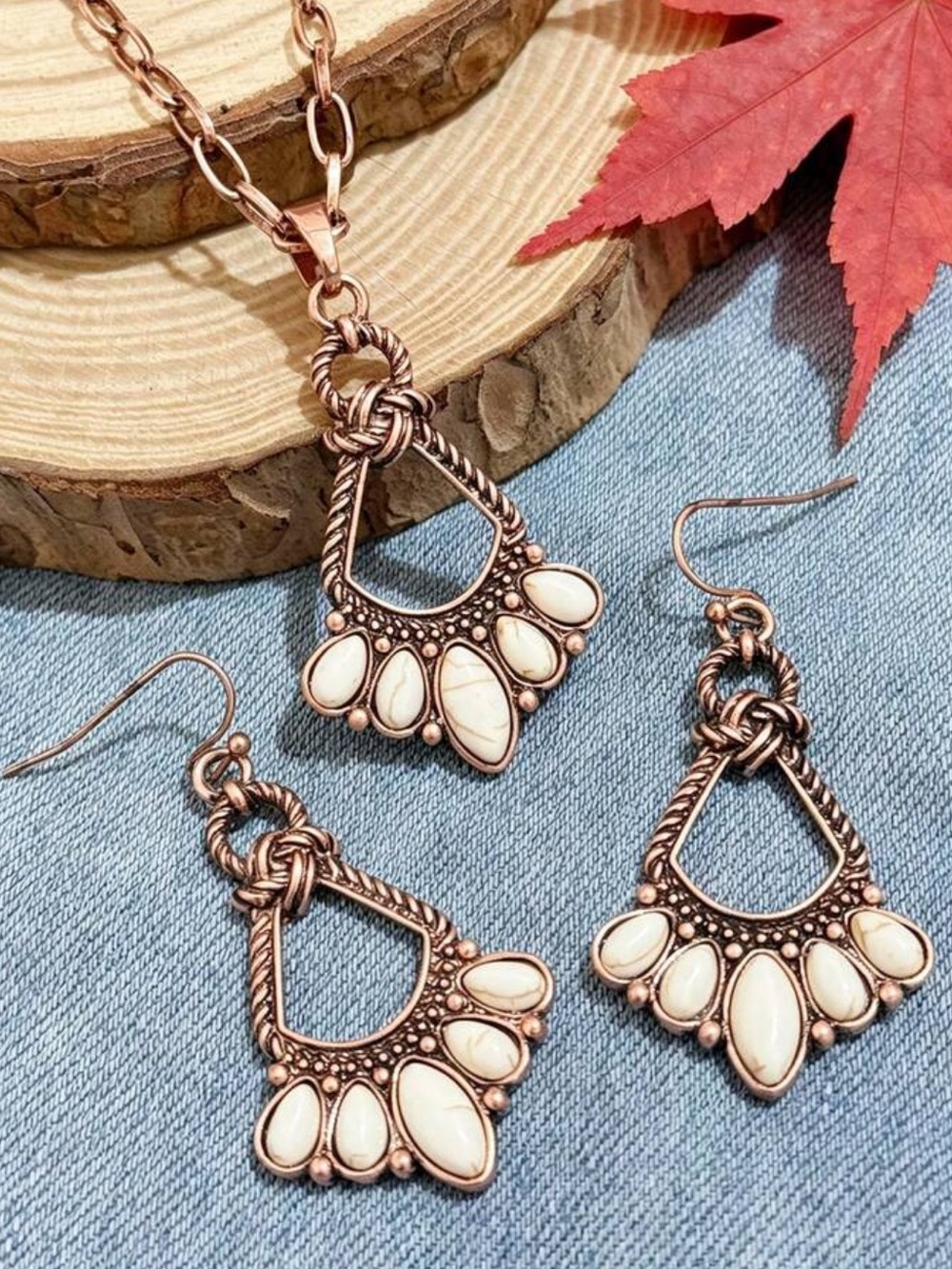 Vintage Bohemian Style Necklace Set With Rope Knot Fan-Shaped faux Turquoise